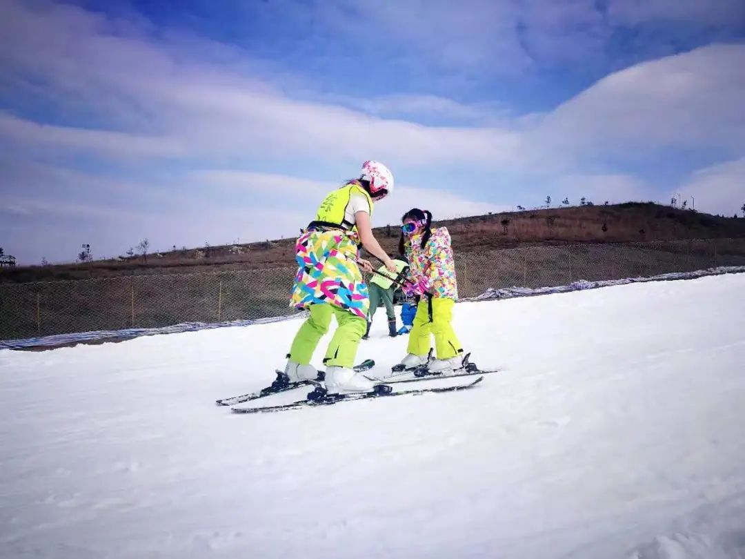 花溪高坡云顶滑雪场